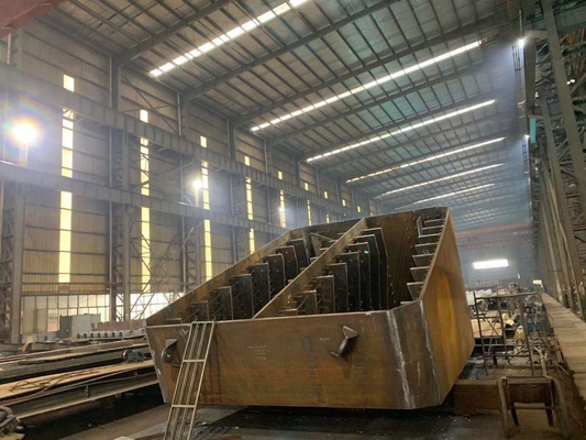OEM Heavy Steel Structure Fabrication Tower For Bridge Structure